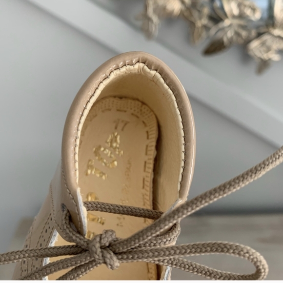 Tip Top Nude Patent Infant Shoe - Picture 3 of 3